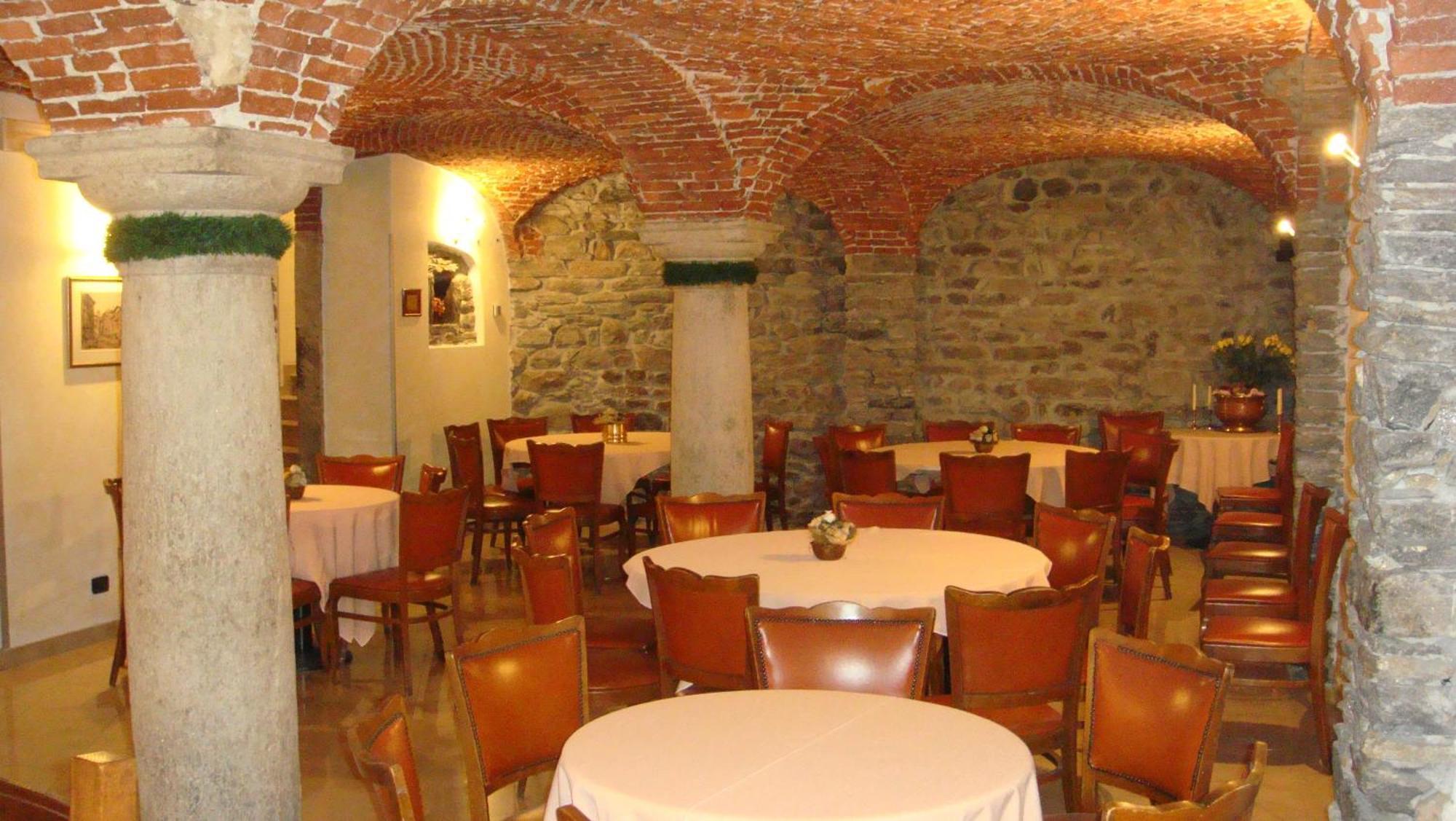 Albergo Corona Domodossola Zewnętrze zdjęcie