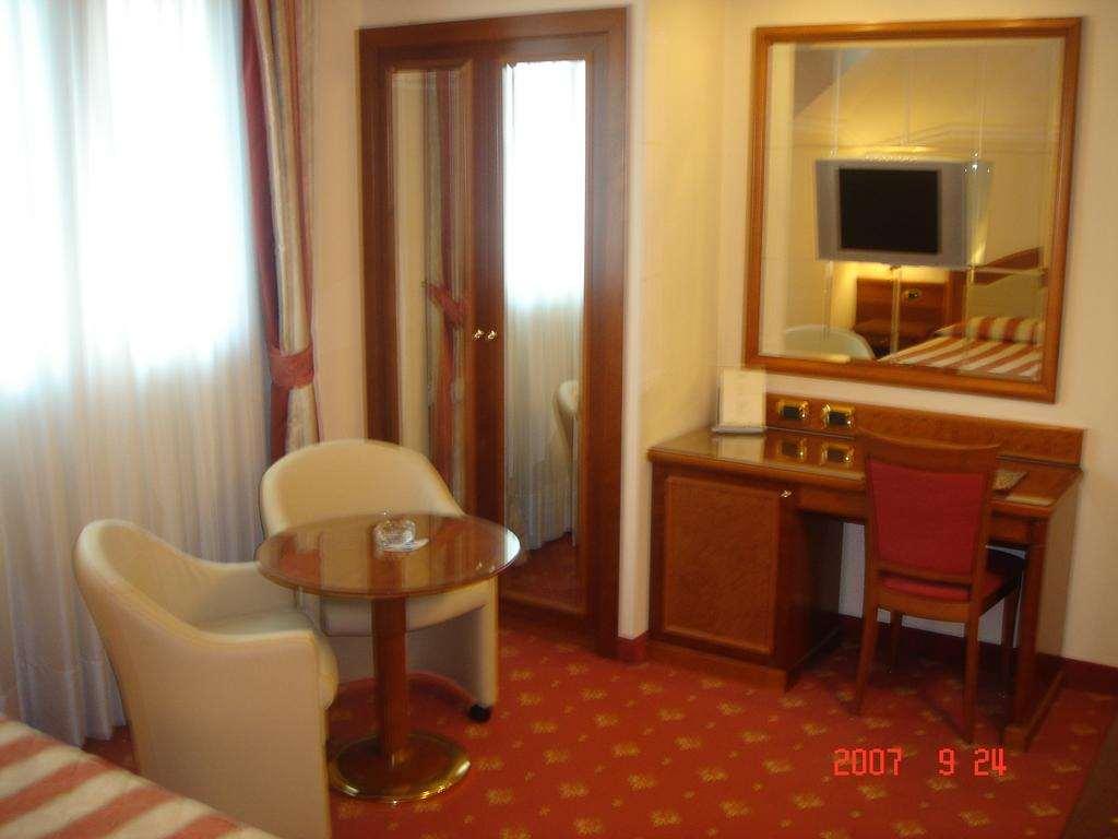 Albergo Corona Domodossola Pokój zdjęcie